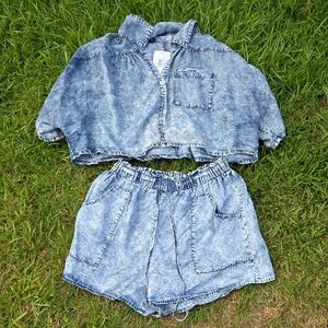 Cute Washed Denim Set Top/Bottom Size M